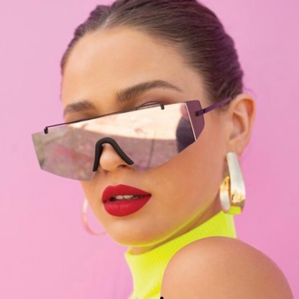 BRAND NEW QUAY TRANSCEND SUNGLASSES